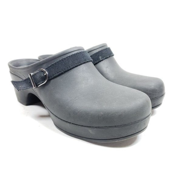 Crocs Women's Size 8 Sarah Clog Black - Picture 1 of 8